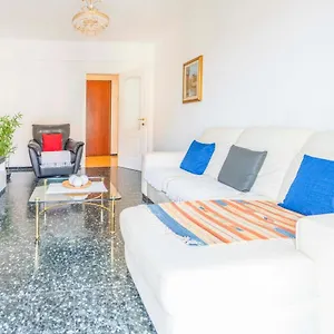 193 - Casa Via Della Chiusa - Centralissimo E Vicino Baia Del Silenzio, E Mare 150m - Parcheggio Gratis Incluso E Aria Condizionata Appartement